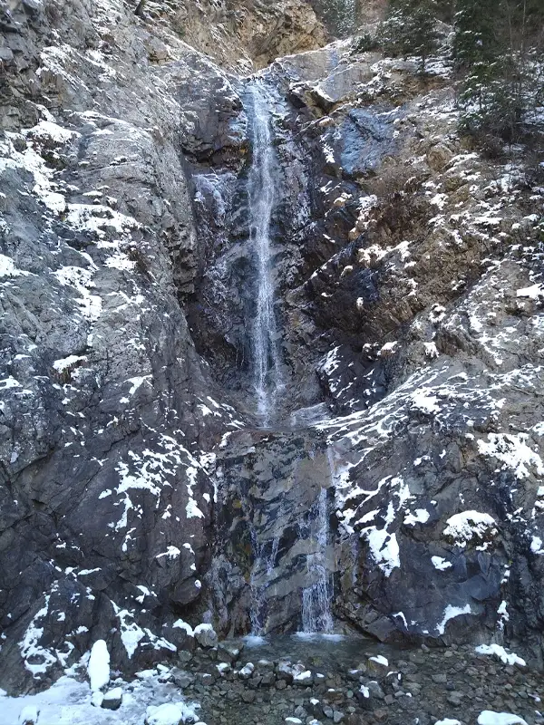 Водопад Слезы барса в Барскооне